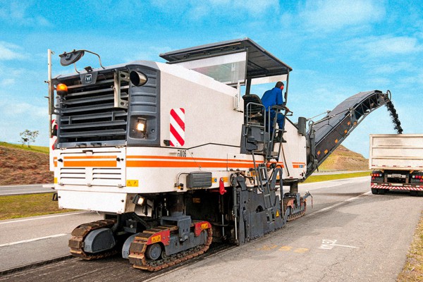 Аренда спецтехники в Красноярске — Дорожная фреза