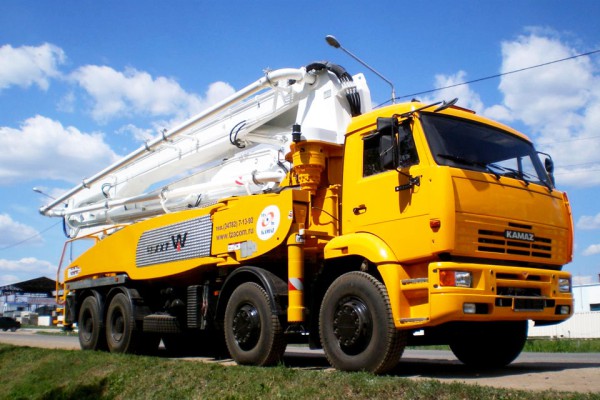 Аренда спецтехники в Красноярске — Автобетононасосы