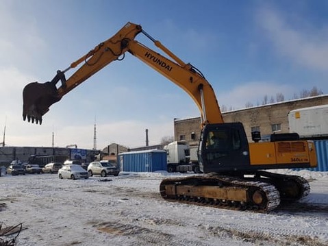 Гусеничный экскаватор «Hyundai R 360-7»