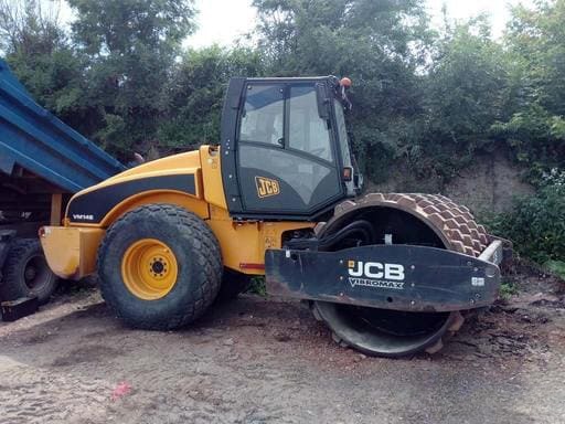 Грунтовый вибрационный каток «JCB 146»