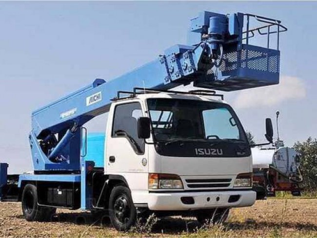 Автовышка «Isuzu» 12 метров